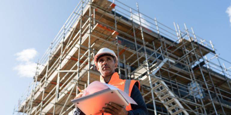 Odbiór techniczny rusztowania – kto, kiedy i jak powinien go przeprowadzić?